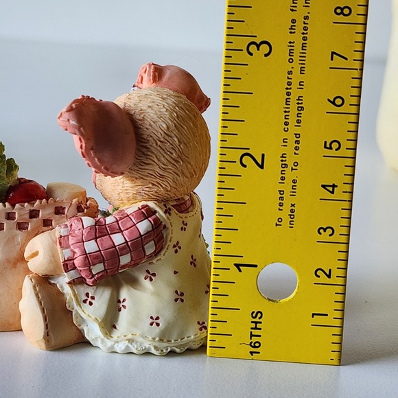 Enesco This Little Piggy Went To Market Collectible Figurine 1994 VTG With Box - Picture 14 of 16
